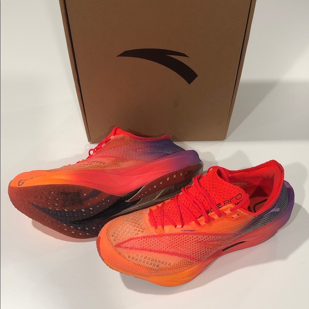 Anta C202 Pro - carbon plated - Men’s 10D